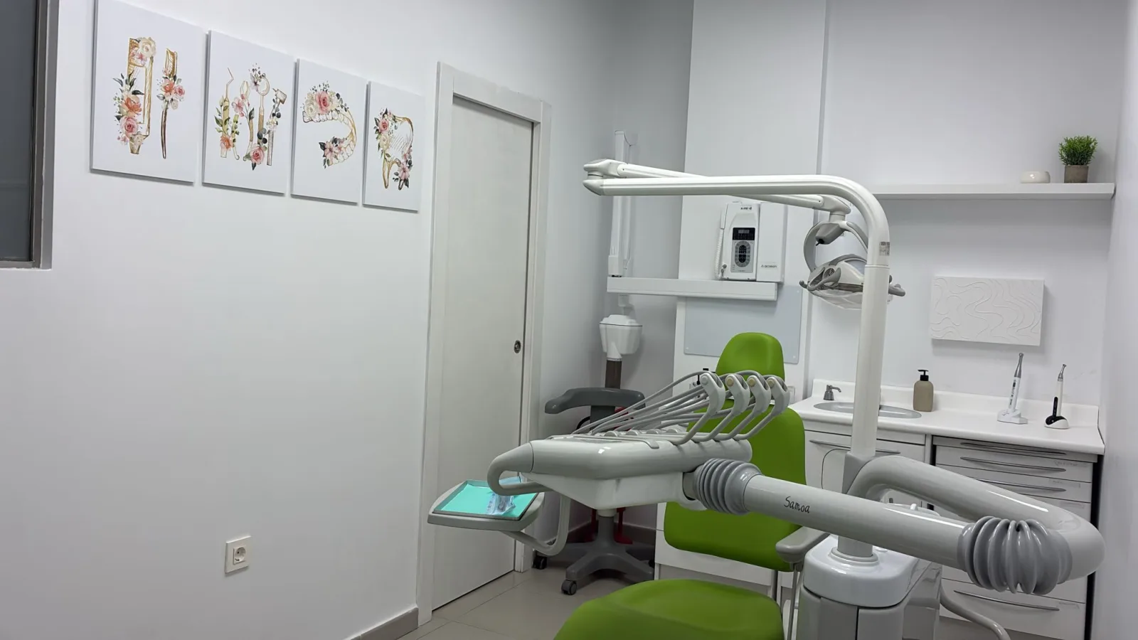 Gabinete Dental en Clínica Piedad Bleda La Flota